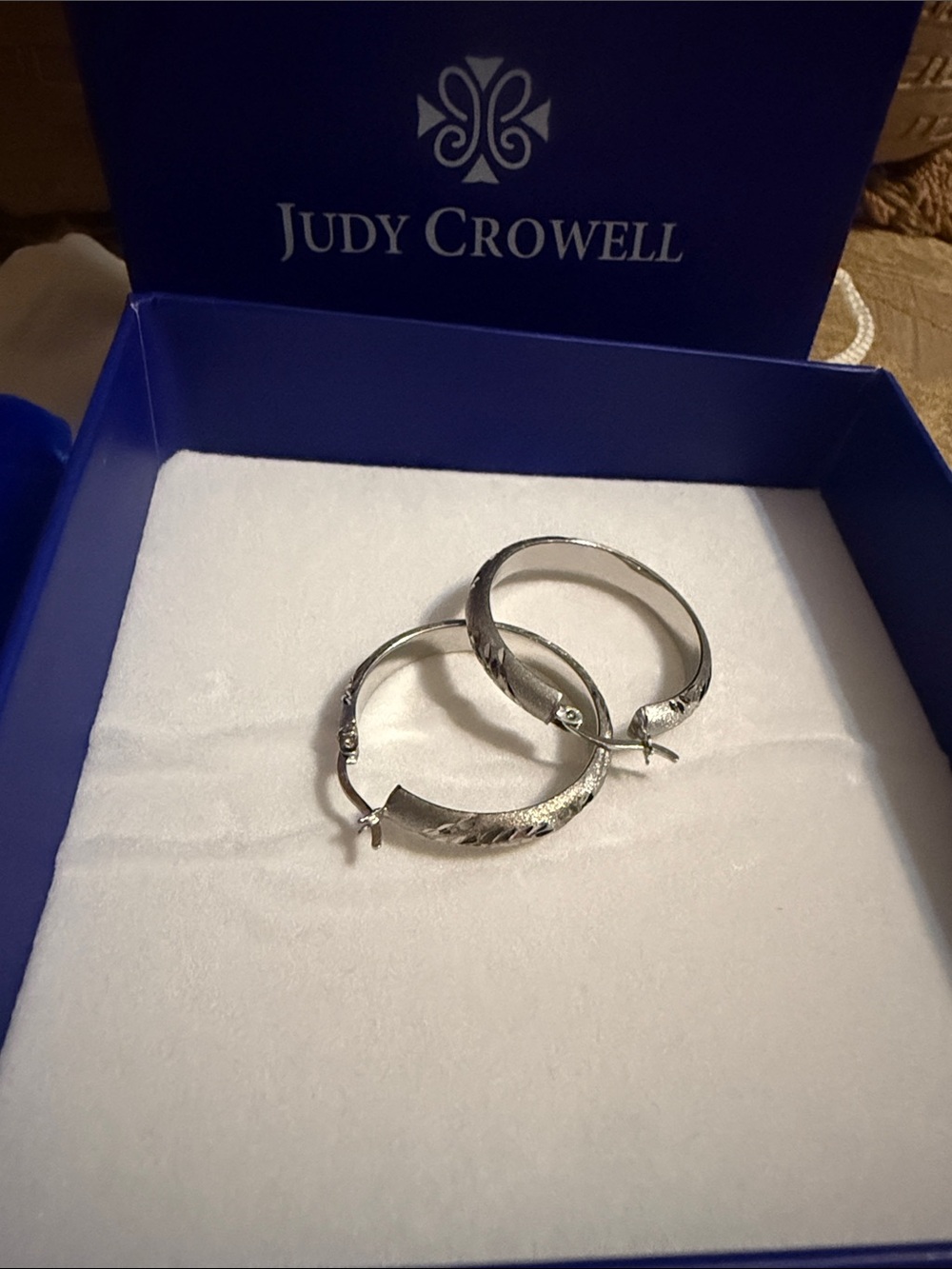 Judy Crowell .925 Sterling Silver Diamond-Cut Hoop Earrings New